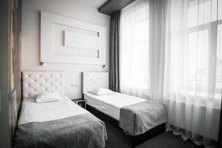 Отель HomeLike Hotel Даугавпилс Двухместный номер с 1 кроватью или 2 отдельными кроватями-1